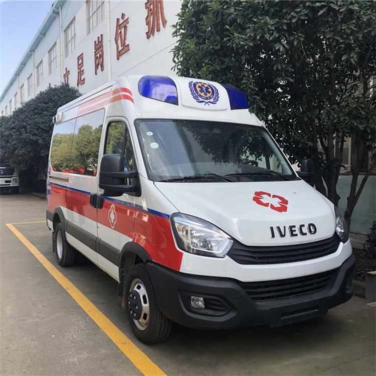 Tipo hospital para trabajos de tipo medio móvil del combustible diesel de IVECO 4*2 de la ambulancia de ICU