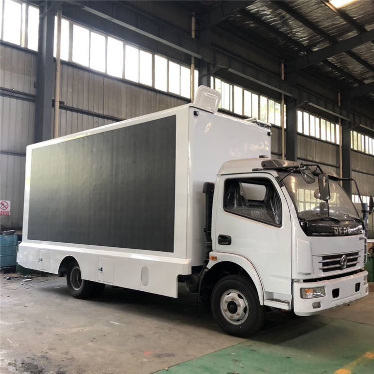 Mobiler LKW Dongfeng führte mobilen LED den Werbeträger der Anzeigen-4x2, der für im Freien wasserdicht ist