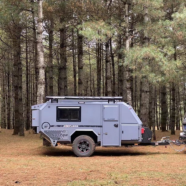 холодильник 50L с трейлера на открытом воздухе, трейлера дороги располагаясь лагерем перемещения кухни облегченного