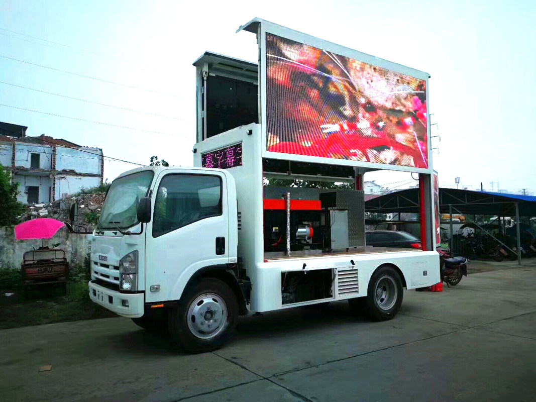 Camión móvil publicitario video al aire libre 3840*1728m m P4 de la cartelera con el sistema de elevación hidráulico