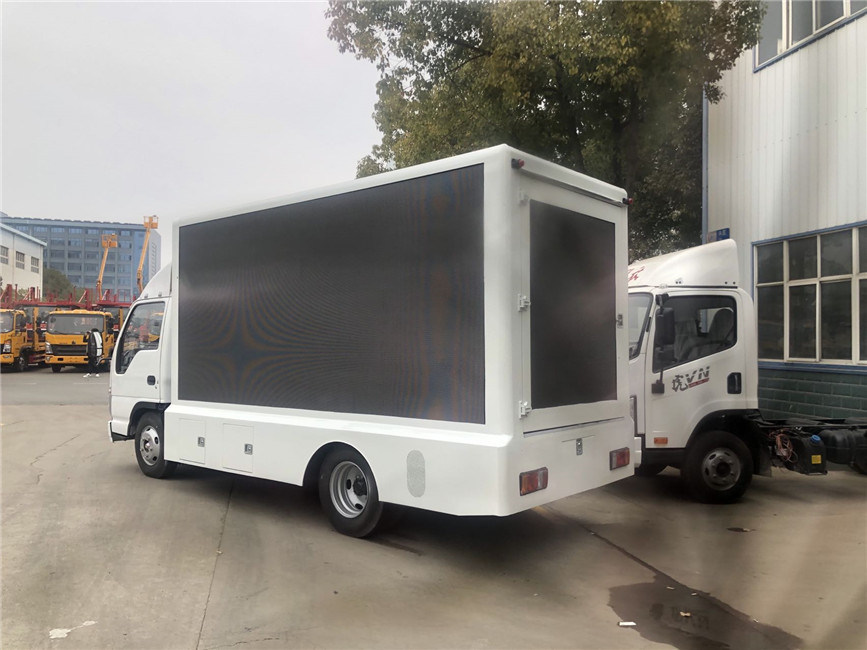 СИД P5 рекламируя мобильный тип дизельного топлива Lhd тележки афиши с генератором и дикторами