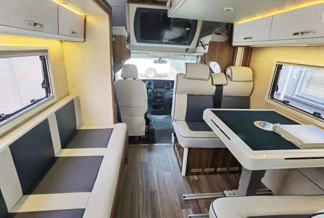 Роскошный туристический трейлер с двигателем 170 л.с. IVECO Автомобили Караван OE NO OEM Сервис на заказ