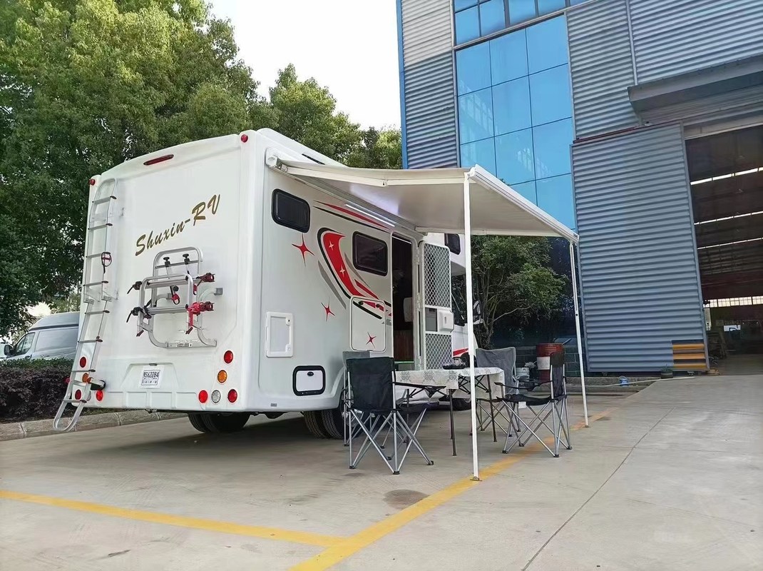 Voyage en remorque RV Camper Camper Nude avec cire par Roro Ship ou Bulk Ship