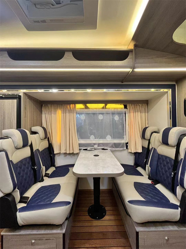 Voyage en remorque RV Camper Camper Nude avec cire par Roro Ship ou Bulk Ship