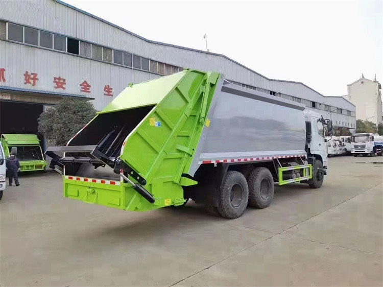 작은 쓰레기 트럭 6개 쓰레기 수집 쓰레기 트럭 1개의 예비 타이어 기어 박스 1개의 역기어