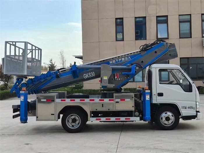 QuanChai/Q23-132E60 JMC 차시 1540/1540mm 서스펜션으로 비행 작업 플랫폼 트럭