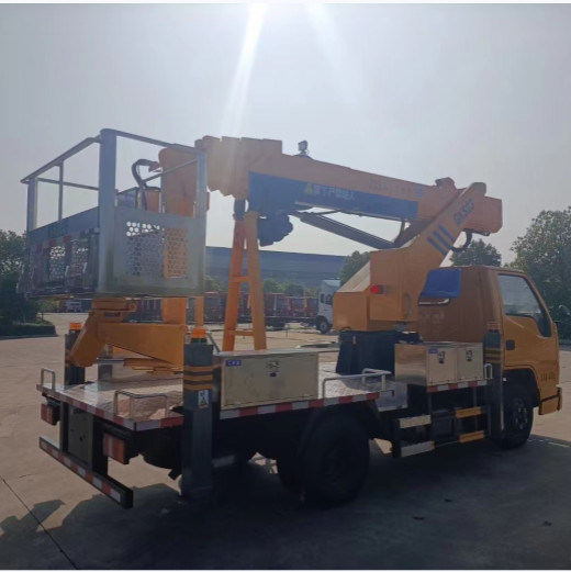 23m Luftarbeitsplattform-Lkw mit QuanChai Q23-132E60 2,89L Hubraum