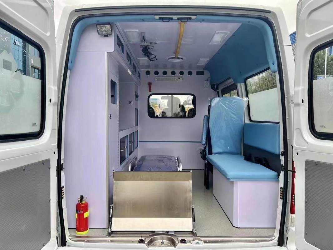 Китай 4*2 Дизельный двигатель аварийная машина скорой помощи GVW 3510 кг скорой помощи для транспортных средств