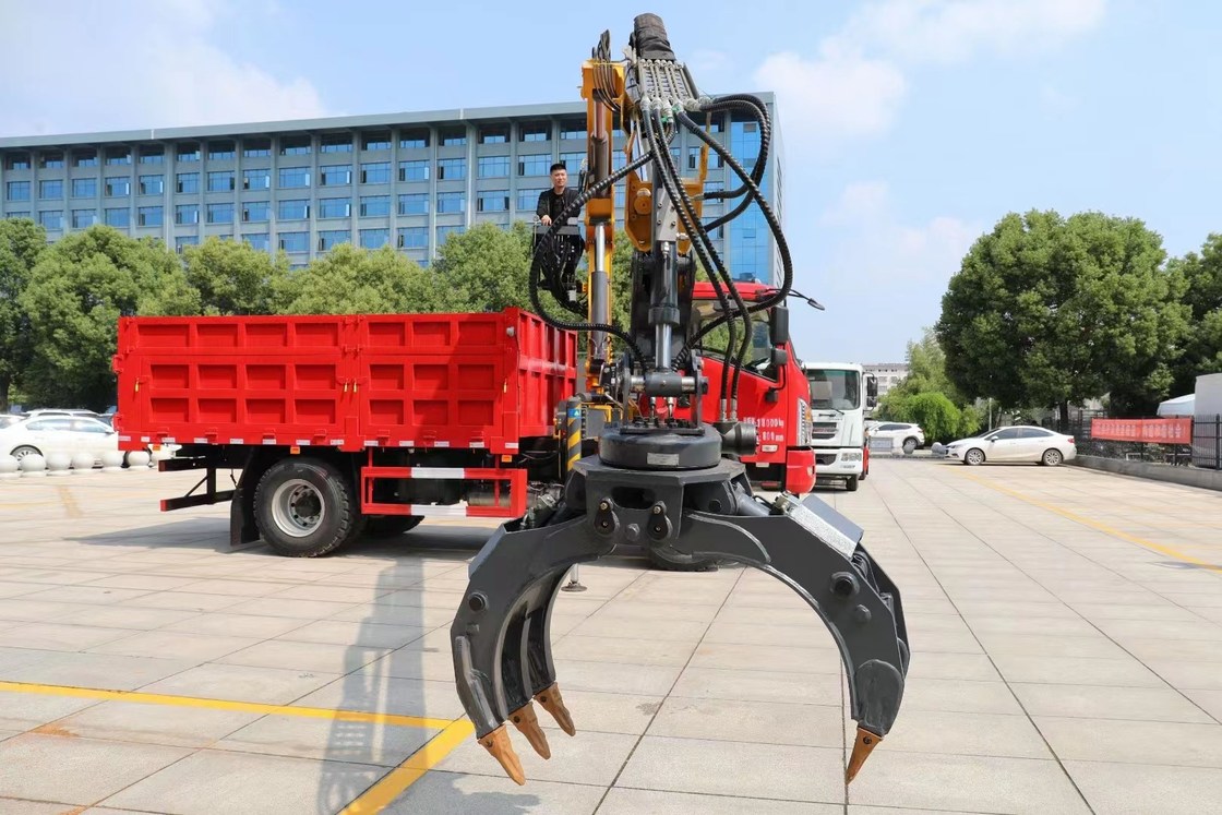 2023 3 Tonnen Mini-Gerade Teleskopkrane Lastwagen Montierter Krane Maximalgeschwindigkeit 90 Km/h