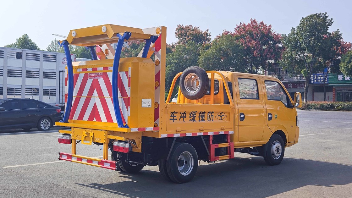 TMA 충돌 트럭 동펜 쌍줄기 유로 5 충돌 방지 충돌 방지 벅퍼 트럭 저렴한 가격