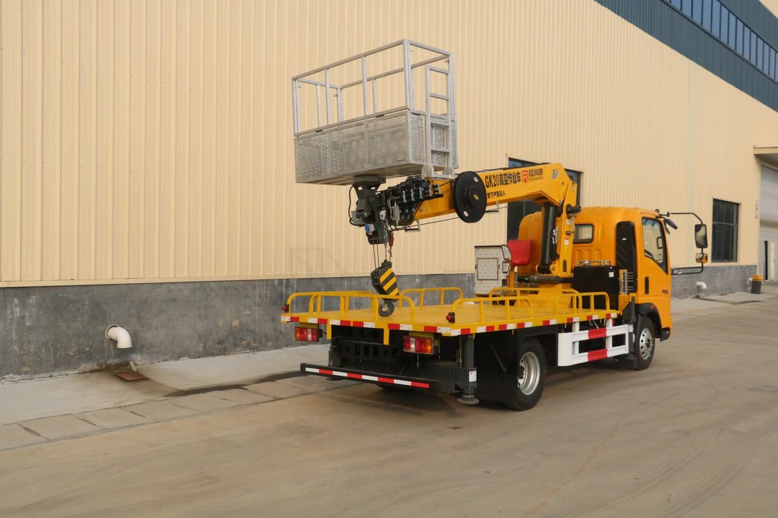 망원경 비행 플랫폼 트럭 21 미터 HOWO 브랜드 붐 리프트 체리 픽커 트럭