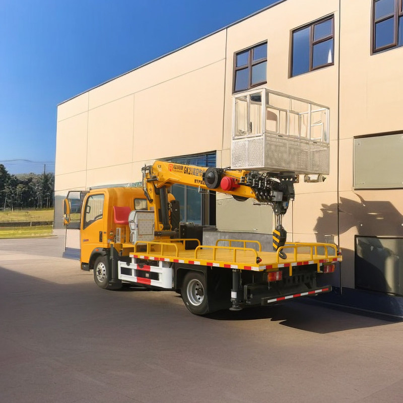 360o 회전 21m 망원경 붐 공기 작업 플랫폼 두 줄의 캐빈과 함께 트럭