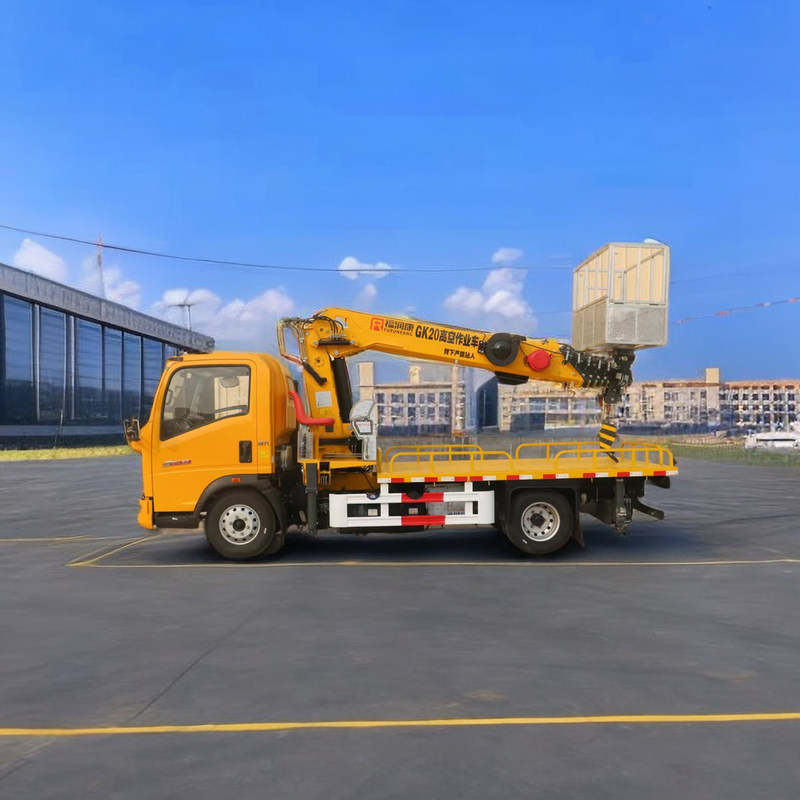 360o 회전 21m 망원경 붐 공기 작업 플랫폼 두 줄의 캐빈과 함께 트럭
