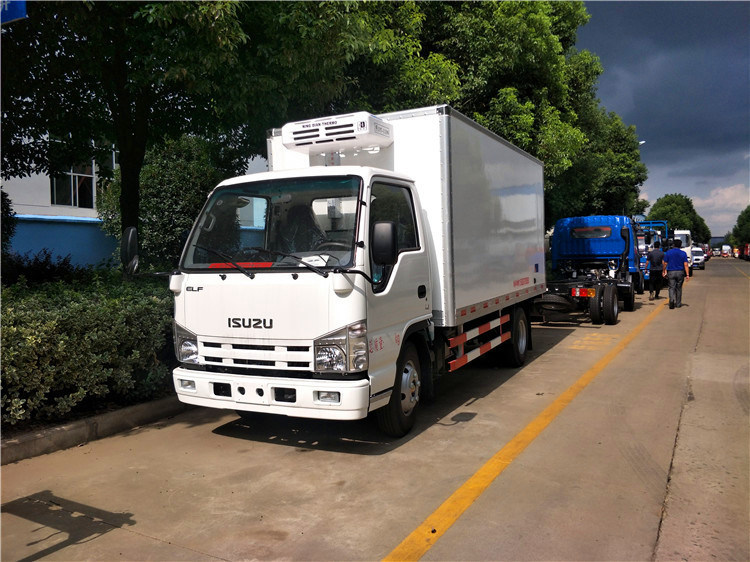 Japan 4*2 ISUZU Kühlschrank LKW PTO-System 5 Tonnen Gefrierwagen