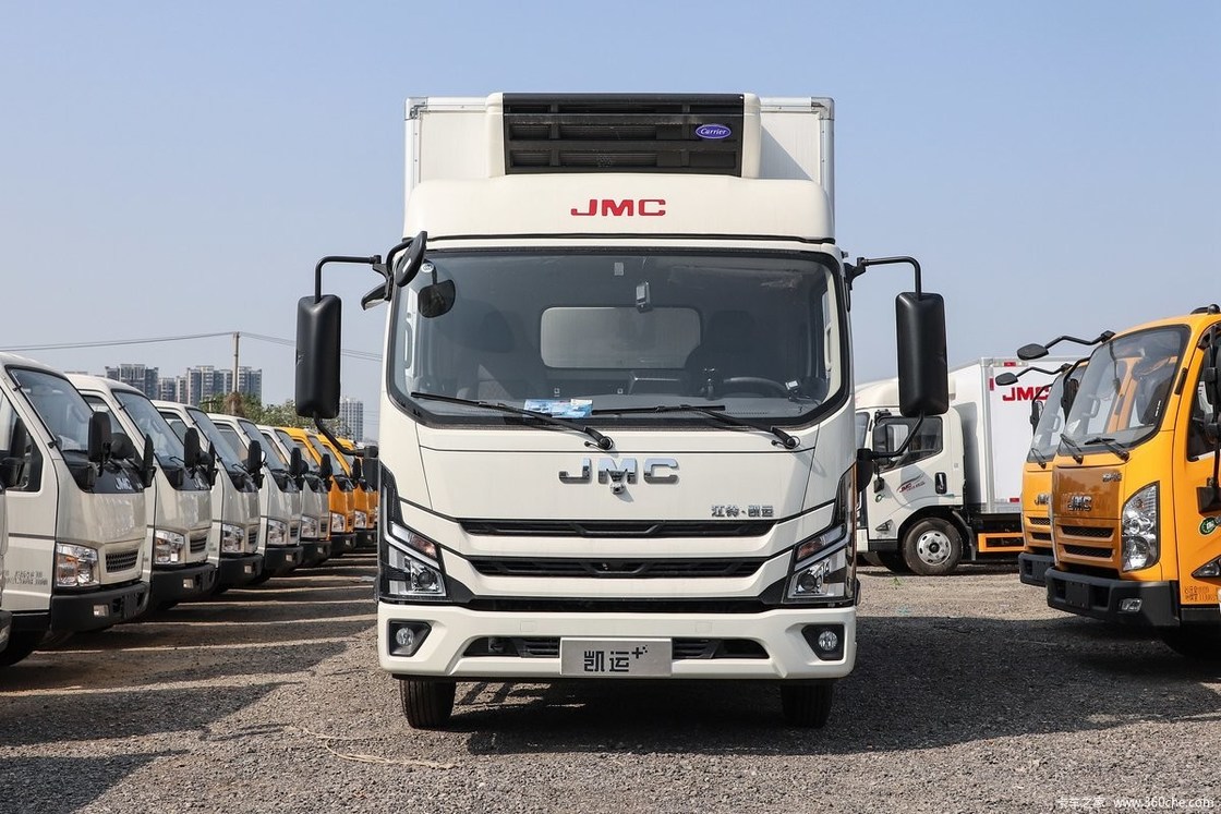 유명한 JMC 가벼운 냉동 트럭 4x2 냉동 식품 운송 트럭 판매