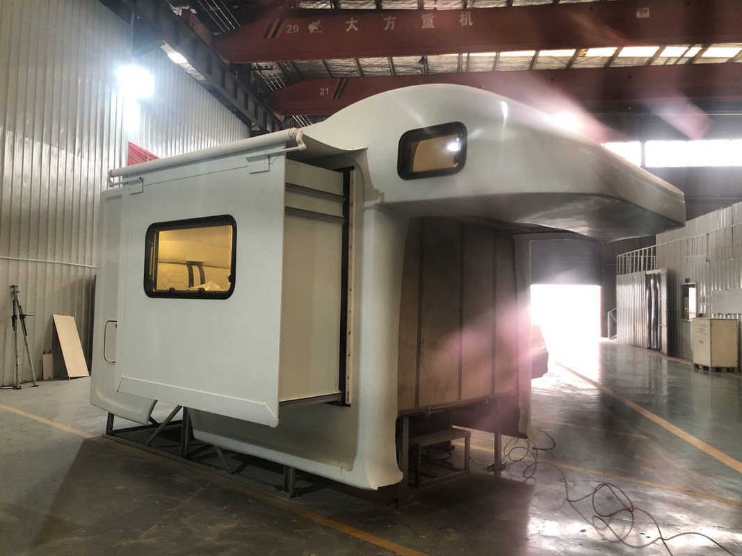 Дом RV Каравана Van Decorated Раковины 220V коробки стеклоткани на открытом воздухе