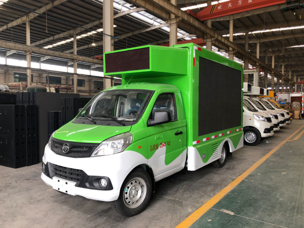 유로 5 아웃도어 P4 풀 컬러 LED 빌보드 모바일 광고 디지털 미디어 트럭